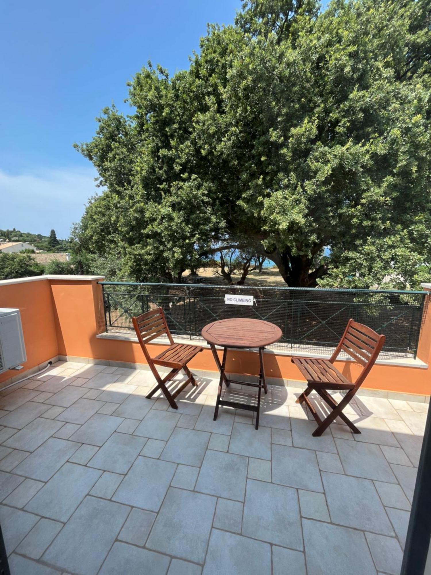 Dimitris Villa
